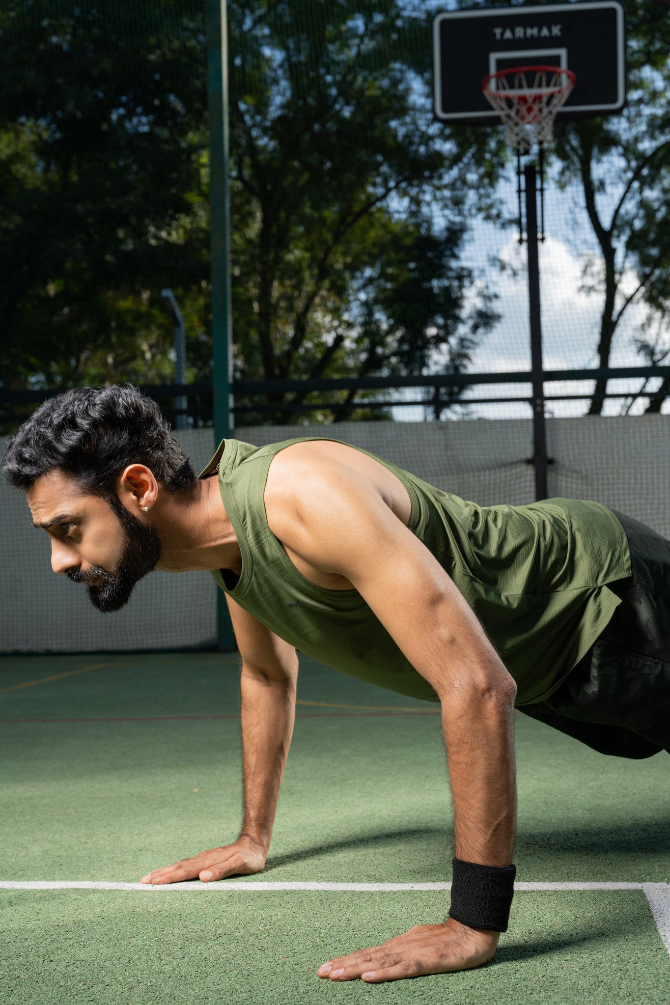 NACKERS Mens Olive Polyster Chameleon Spandex Knit Sleeveless Tshirt