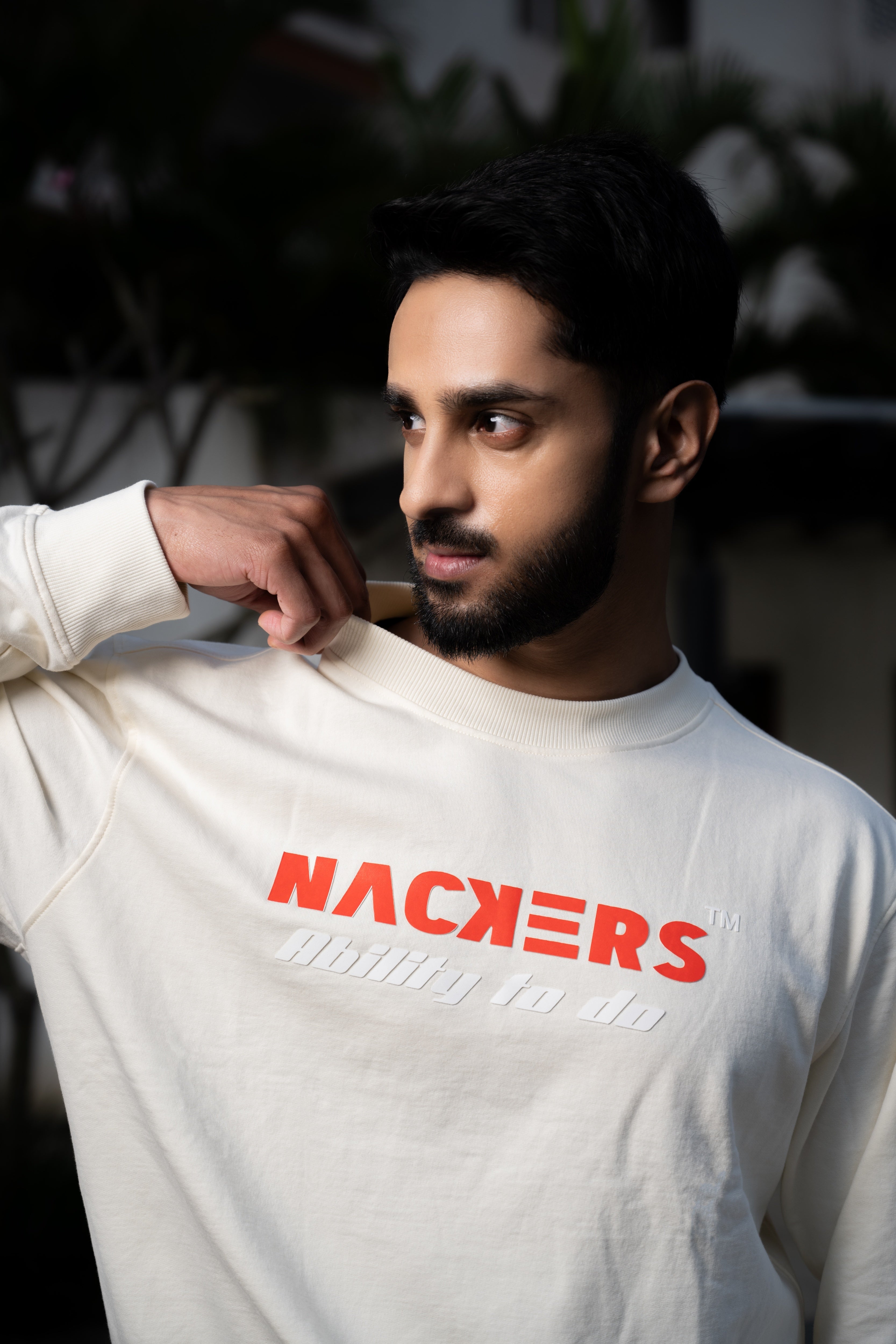 NACKERS Men's Off White Fleece Full Sleeves Sweatshirt