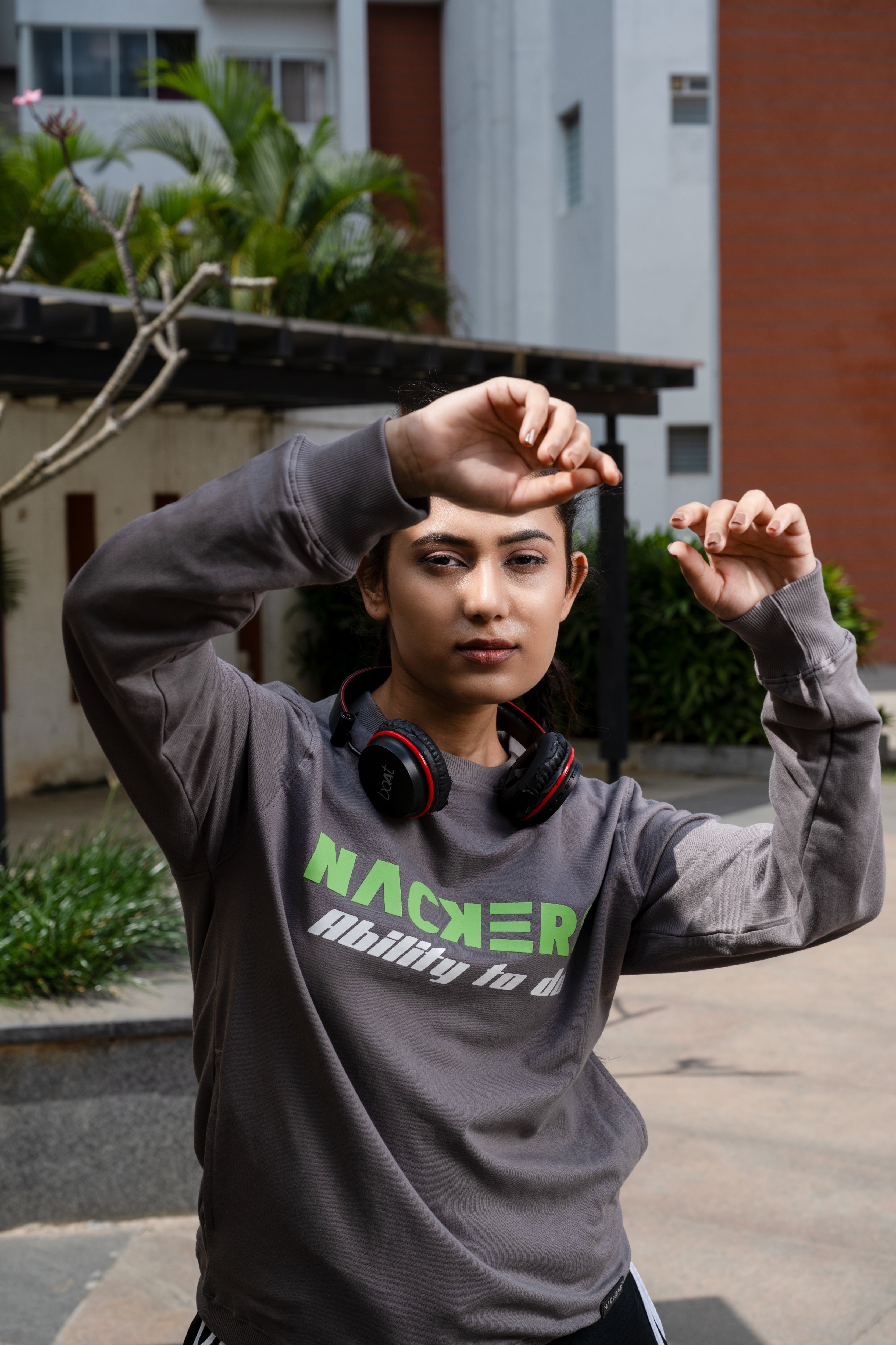 NACKERS Women's Grey 100 % Premium Cotton Full Sleeves Sweatshirt with Side Pockets